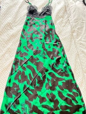 Forever 21 Green and Black Satin Slip Maxi Skirt with Lace Trim